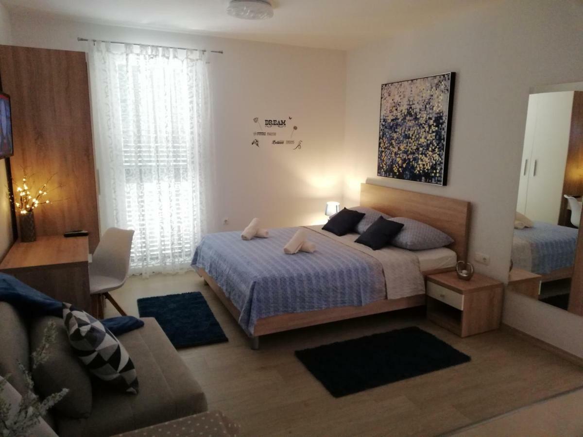 Kalelarga Apartments 4 You Zara Esterno foto