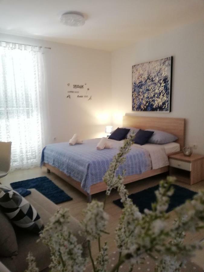 Kalelarga Apartments 4 You Zara Esterno foto